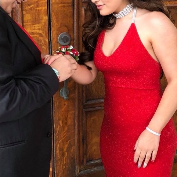 Prom dress - Picture 4 of 5